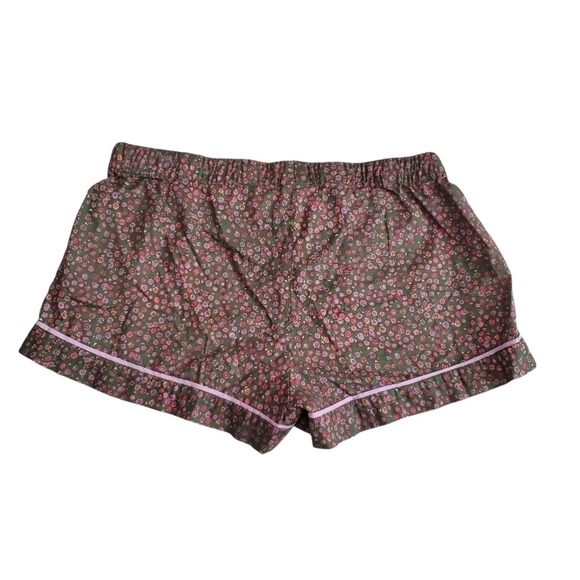 🍁 Make + Model Green Lavender Floral Shortie Shorts Lounge Pajamas - Picture 2 of 8